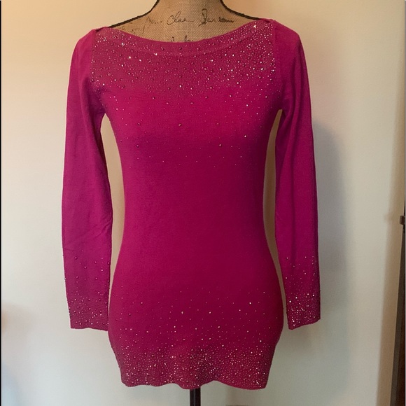Beautiful bling sweater-New! - Picture 1 of 4